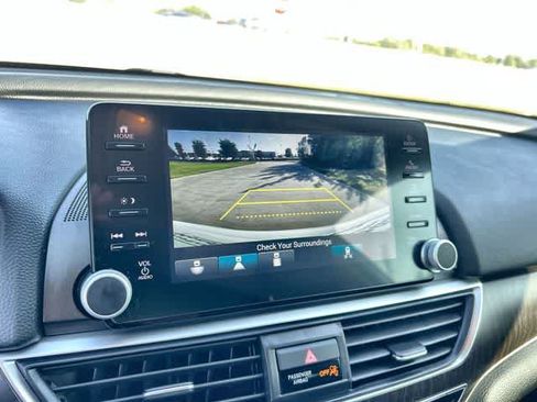 Used 2021 Honda Accord EX-L image 26