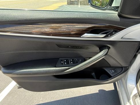 Used 2017 BMW 540i xDrive AWD/4WD image 13