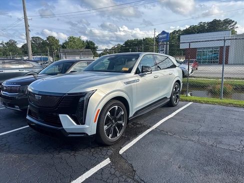 Certified 2025 Cadillac Escalade IQ Sport 1 AWD/4WD image 1