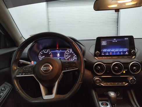 Used 2021 Nissan Sentra SV FWD image 22