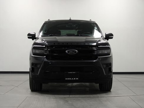 Used 2024 Ford Expedition Limited image 9