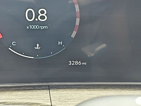 Used 2024 Hyundai Santa Fe Limited FWD image 3