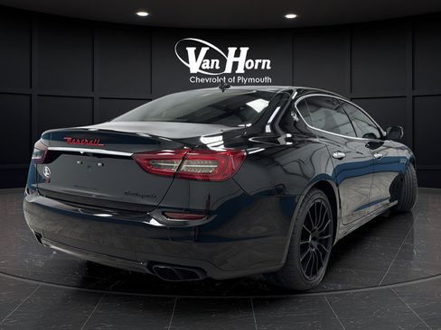 Used 2015 Maserati Quattroporte GTS RWD image 7