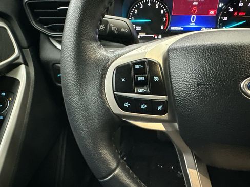Used 2022 Ford Explorer XLT RWD image 27