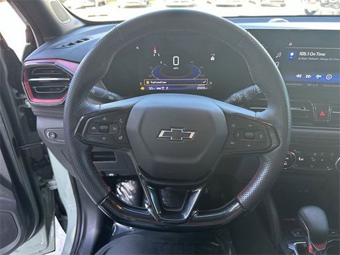 Used 2024 Chevrolet TrailBlazer RS w/ Convenience Package image 11