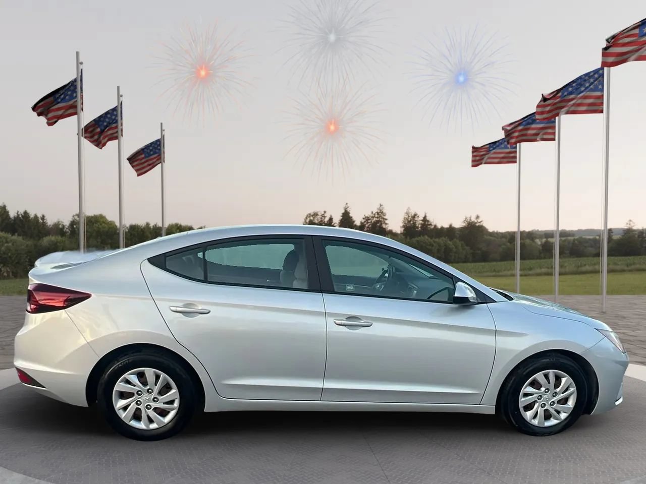 Used 2019 Hyundai Elantra SE FWD image 8