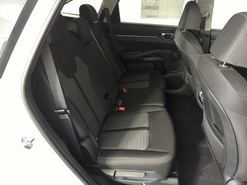 New 2026 Kia Sorento LX image 31