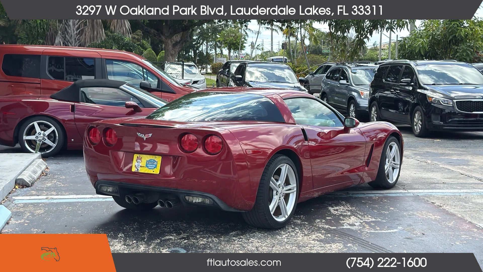 Used 2010 Chevrolet Corvette Coupe w/ 1LT RWD image 9