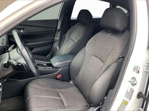 Used 2023 Honda Accord Sport image 7