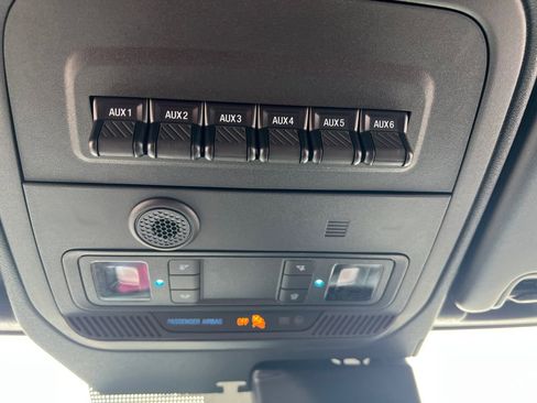 Used 2023 Ford Bronco Black Diamond image 22