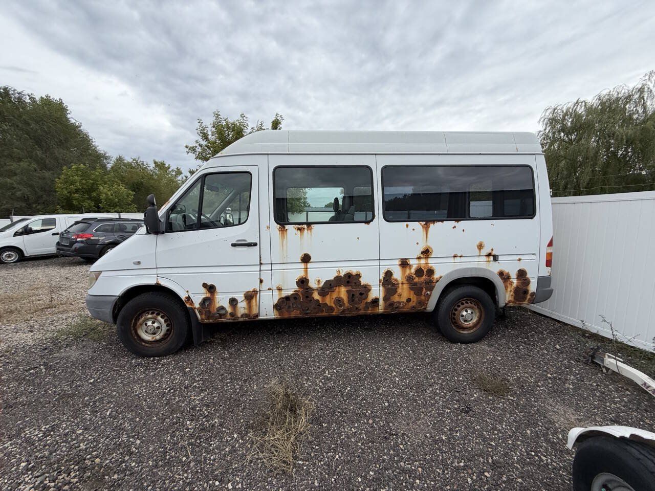 Used 2006 Dodge Sprinter 2500 w/ PWR Convenience Group RWD image 2
