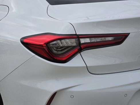 Used 2025 Acura TLX w/ Technology Package image 39