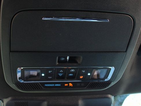 Used 2024 Ford F150 Lariat w/ Equipment Group 502A High image 32