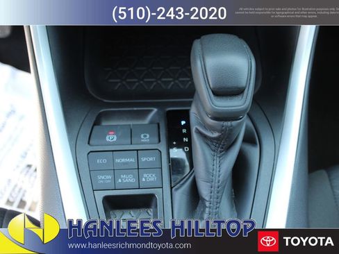 Certified 2025 Toyota RAV4 XLE AWD/4WD image 19