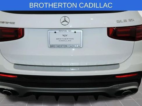 Used 2025 Mercedes-Benz GLB 35 AMG 4MATIC image 16