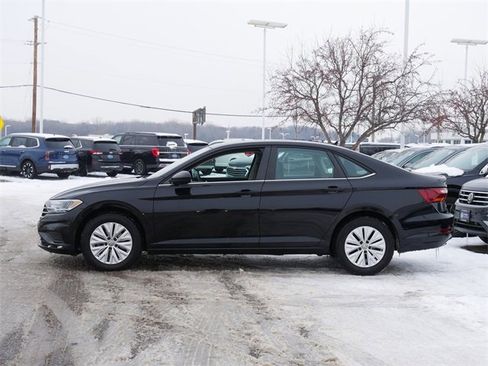 Used 2019 Volkswagen Jetta S w/ Driver Assistance Package image 4