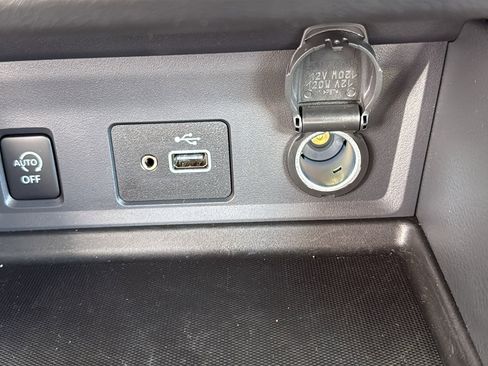 Certified 2025 Nissan Sentra S FWD image 16