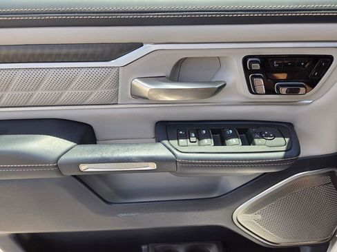 Used 2025 RAM 1500 Tungsten AWD/4WD image 26