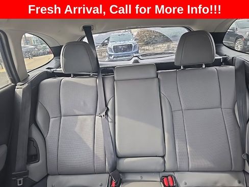 Used 2025 Subaru Outback Limited AWD/4WD image 8