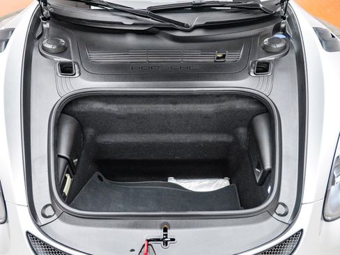 Used 2025 Porsche 718 Cayman GT4 RS image 30