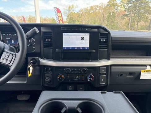 New 2024 Ford F350 XL w/ XL Chrome Package RWD image 17