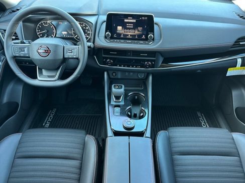 New 2026 Nissan Rogue SV image 10