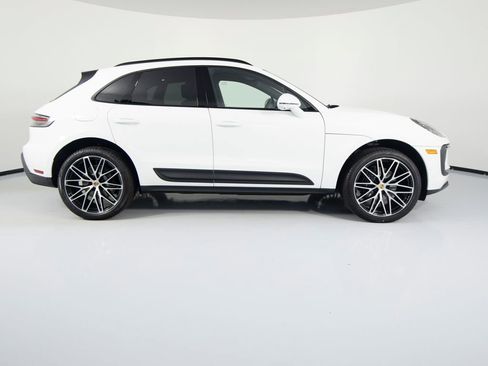 New 2026 Porsche Macan AWD/4WD image 11