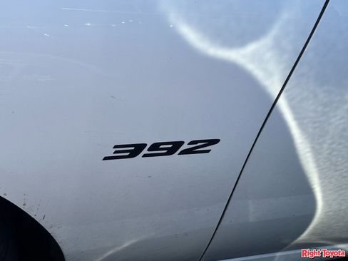 Used 2017 Dodge Charger R/T RWD image 8