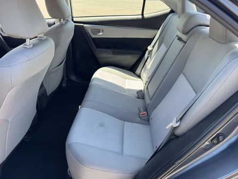 Used 2015 Toyota Corolla LE FWD image 17
