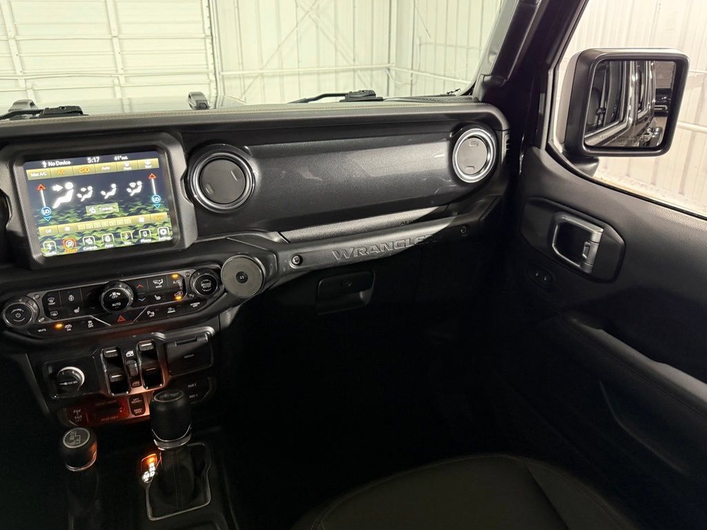 Used 2021 Jeep Wrangler Unlimited Rubicon w/ Trailer Tow Package AWD/4WD image 41