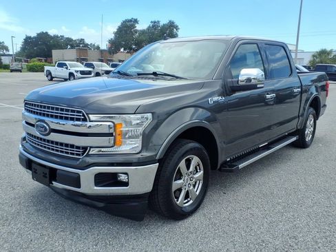 Used 2020 Ford F150 Lariat RWD image 3