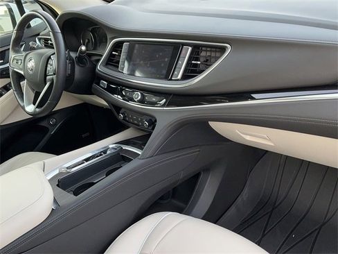 Used 2023 Buick Enclave Avenir w/ Avenir Technology Package image 22