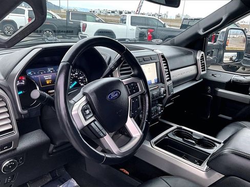 Used 2021 Ford F350 Platinum image 14