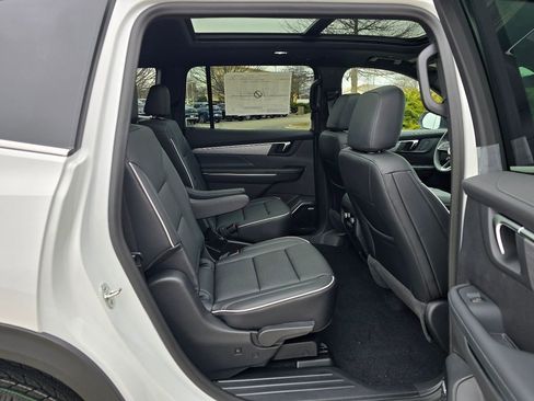 New 2026 Buick Enclave Preferred w/ Power Package image 35