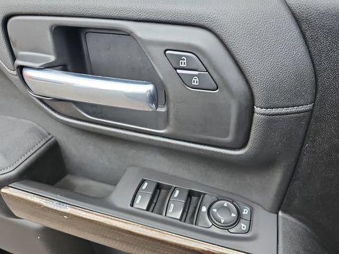 Used 2021 Chevrolet Silverado 1500 LT Trail Boss w/ Convenience Package II AWD/4WD image 26