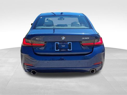 Used 2023 BMW 330i xDrive Sedan w/ Driving Assistance Package AWD/4WD image 5