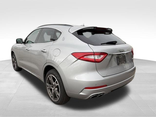Used 2017 Maserati Levante w/ Sport Package AWD/4WD image 6