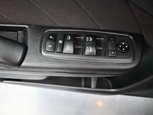 Used 2021 Dodge Charger SXT w/ Blacktop Package image 14