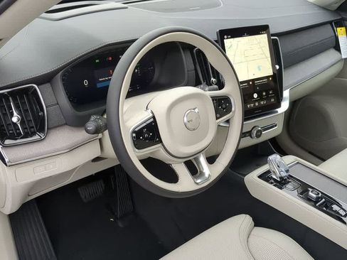 New 2026 Volvo XC90 T8 Ultra w/ Protection Package Premier image 2