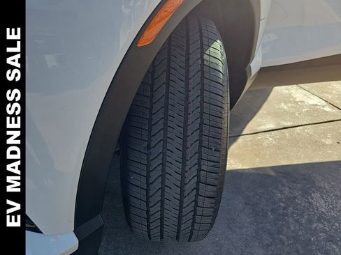 New 2025 Chevrolet Blazer EV LT w/ Midnight/Sport Edition image 35