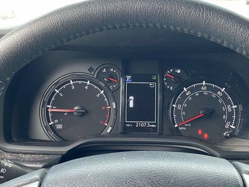 Used 2023 Toyota 4Runner SR5 RWD image 31