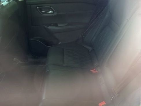 Used 2024 Nissan Rogue Platinum w/ Platinum Premium Package AWD/4WD image 6