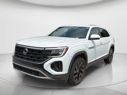 Certified 2024 Volkswagen Atlas Cross Sport SE w/ Panoramic Sunroof Package FWD image 1