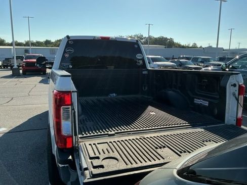 Used 2019 Ford F250 XLT AWD/4WD image 4