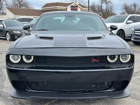 Used 2015 Dodge Challenger R/T w/ Quick Order Package 22B R/T image 3