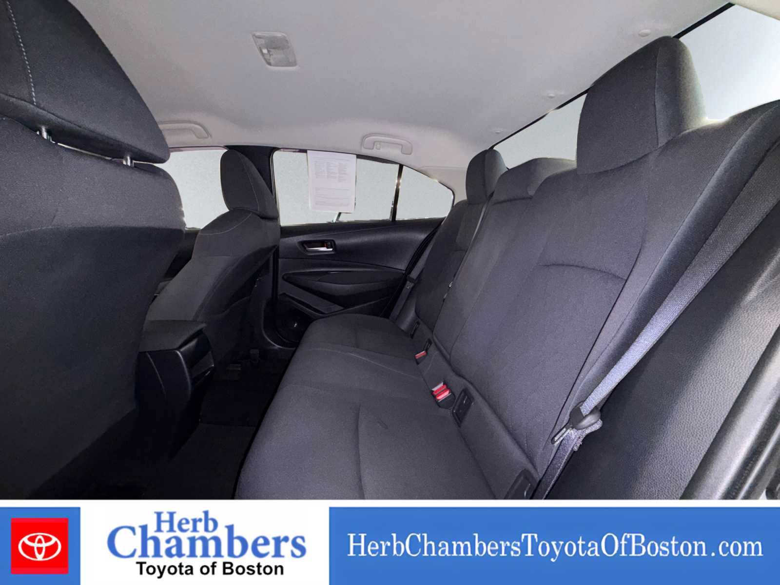 Used 2020 Toyota Corolla LE FWD image 16