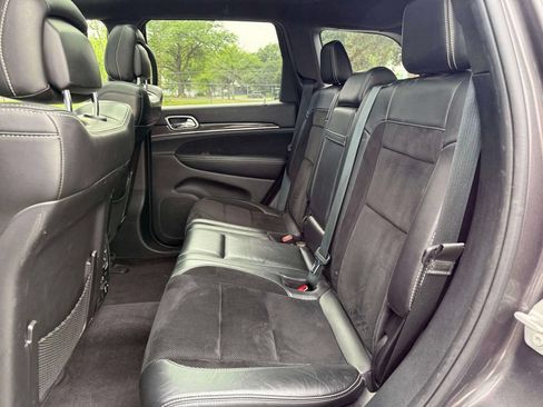 Used 2017 Jeep Grand Cherokee SRT AWD/4WD image 11