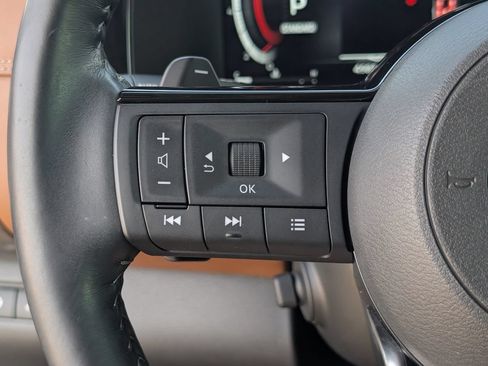 Used 2024 Nissan Pathfinder Platinum FWD image 24