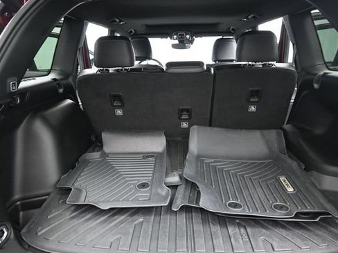 Used 2024 Jeep Grand Cherokee Altitude AWD/4WD image 19