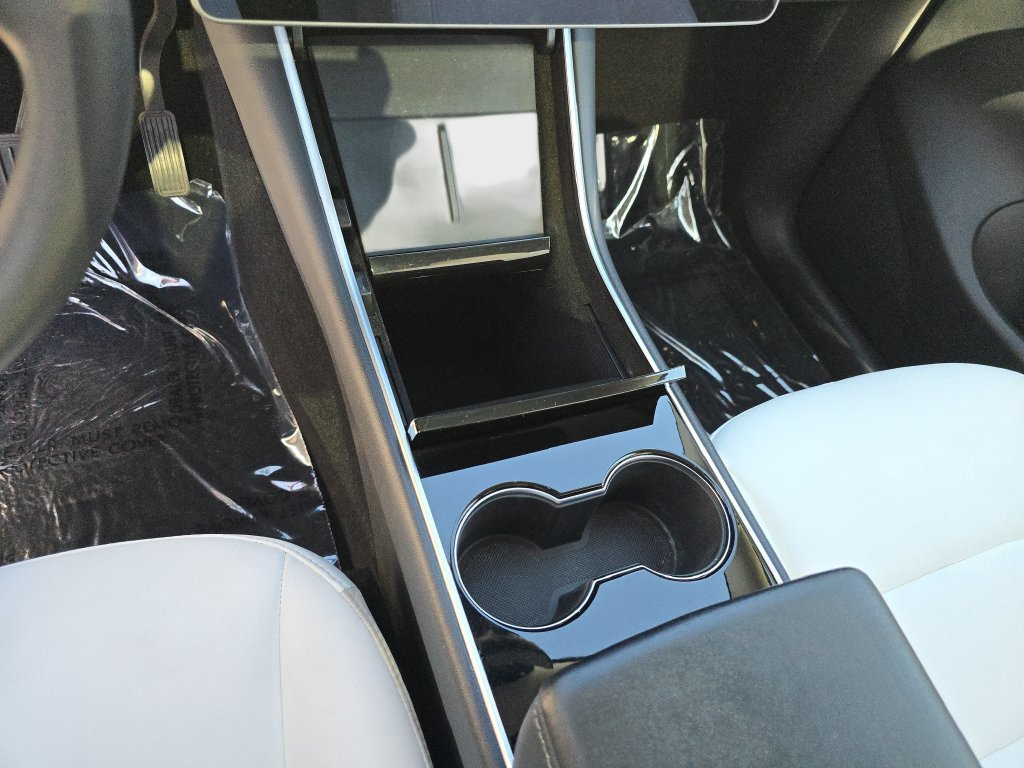 Used 2020 Tesla Model Y Long Range AWD/4WD image 31